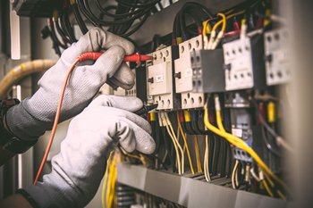 Upgrade your Lakewood circuit breaker in WA near 98499